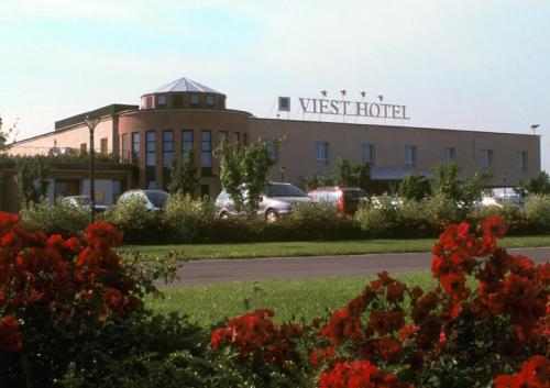 Отель Hotel Viest