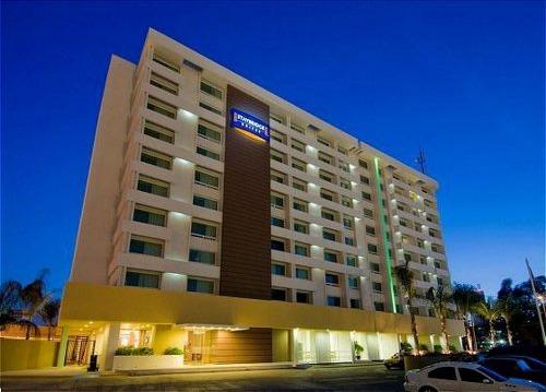 Отель Staybridge Suites Guadalajara Expo