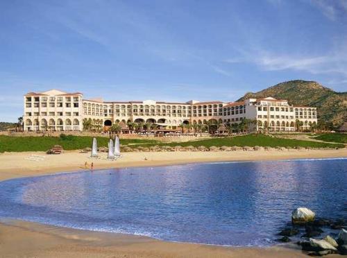 Отель Hilton Los Cabos Beach & Golf Resort