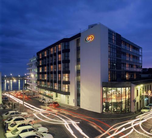 Отель Hotel Avenida