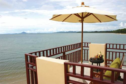 Отель Lanta All Seasons Beach Resort