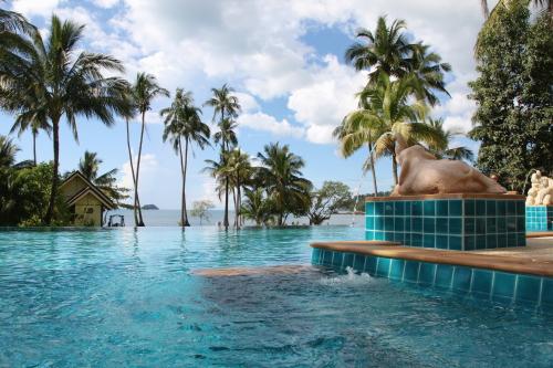 Отель Koh Chang Bailan Beach Resort