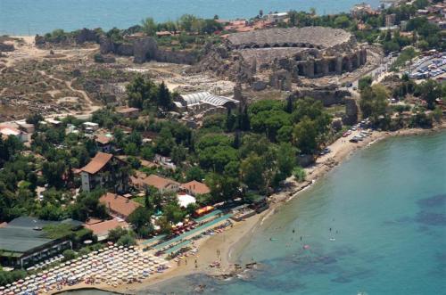 Hotel Leda Beach Hotel
