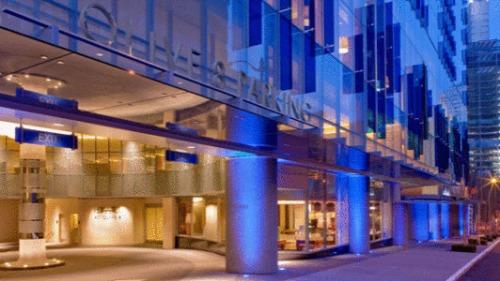 Hotel Hyatt at Olive 8