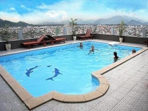 Отель The Summer Hotel