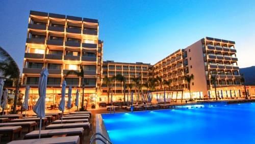 Photo of Alimounda Mare Hotel, Karpathos