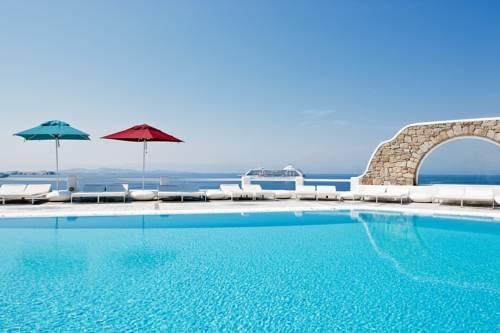 Фото отеля Kouros Hotel & Suites, Tagoo