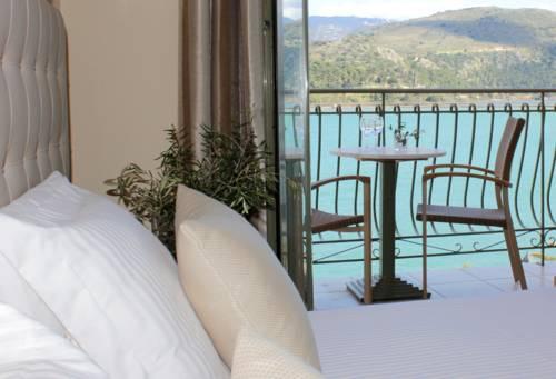 Фото отеля Tourist Hotel, Argostoli