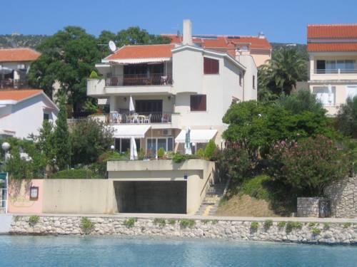 Photo of Villa Jadrana, Rab