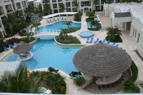 Photo of The Atrium Resort, Providenciales