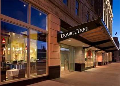 Фото отеля DoubleTree Suites by Hilton Detroit Downtown - Fort Shelby, Detroit (Michigan)
