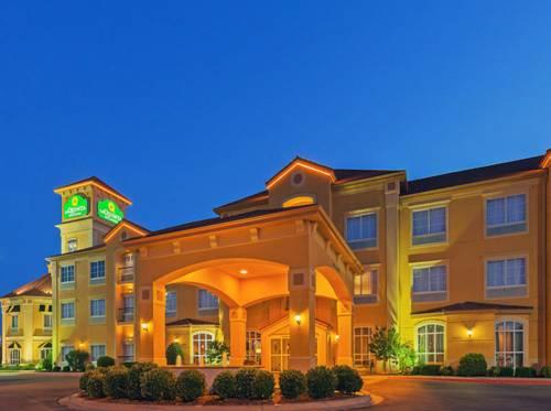 Фото отеля La Quinta Inn & Suites Oklahoma City North - Quail Springs, Oklahoma City (Oklahoma)
